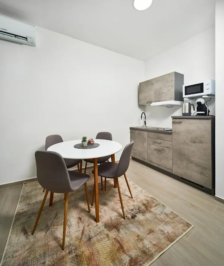 Cardo Apartments Porec Croatia