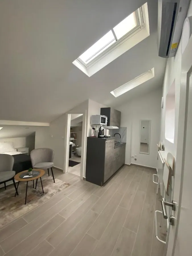 Cardo Apartments Porec