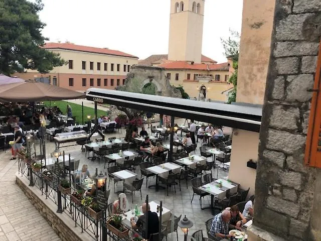 Cardo Apartments Porec
